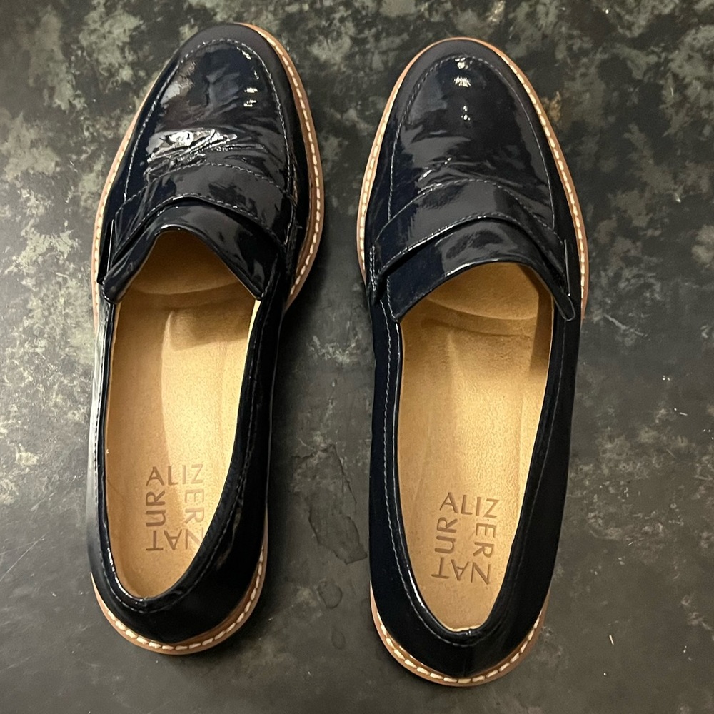 Naturalizer Navy Patent Loafers size 8